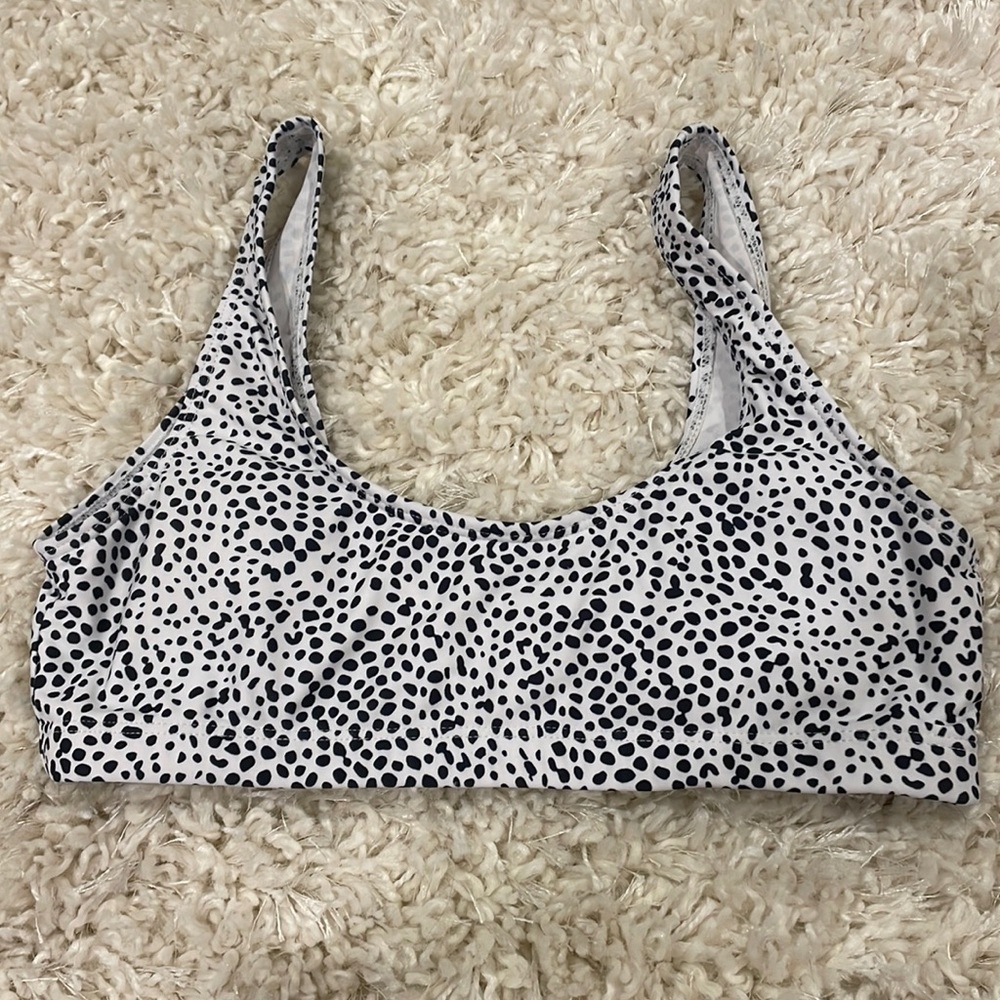 Black and white bikini top